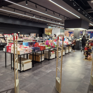 Opus Lutum SP218 Niðurlímt